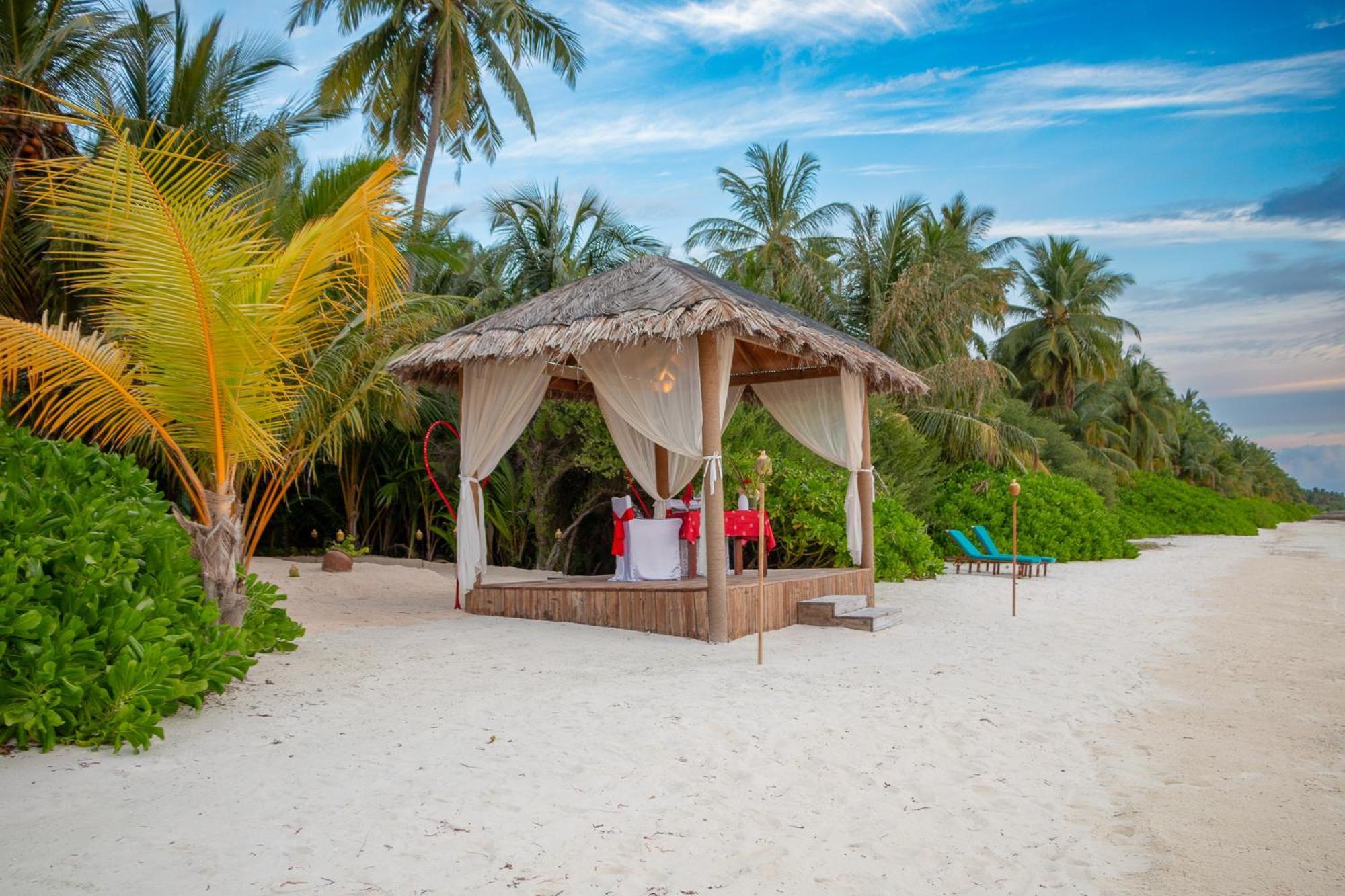 Canareef Resort Maldives Meedhoo  Екстериор снимка